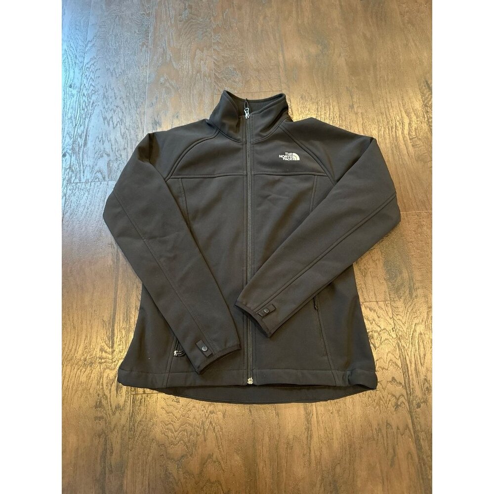 Women’s PETITE BLACK north face NEVER STOP EXPLORING jacket